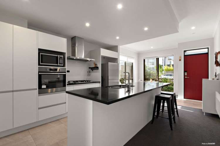 11 Ian Morrison Road Hobsonville_2