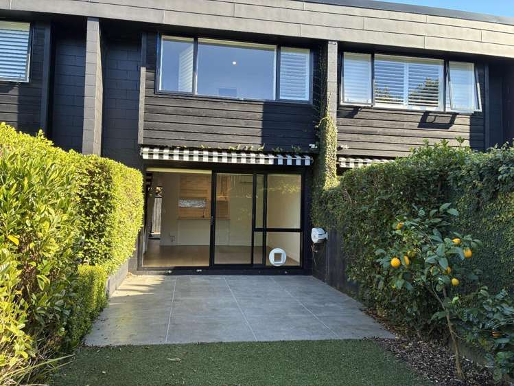 9/32c Ballarat Street 1660_12