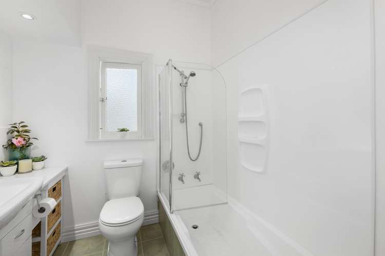 56 Ava Street Petone_11