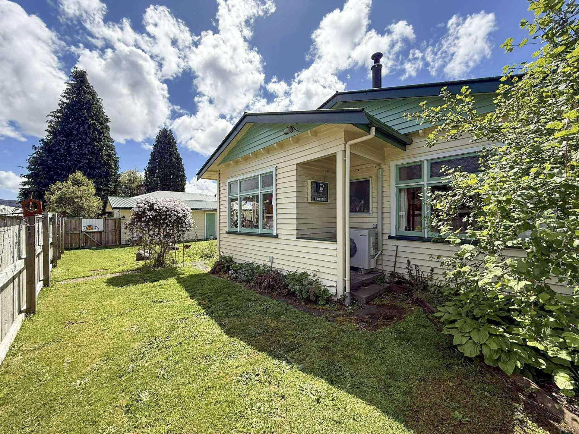 10 Broadway Reefton_0