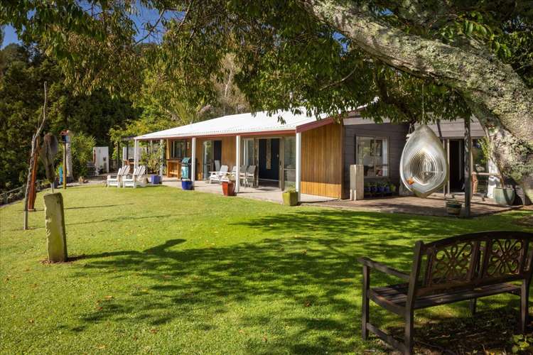 1162F Welcome Bay Road_0