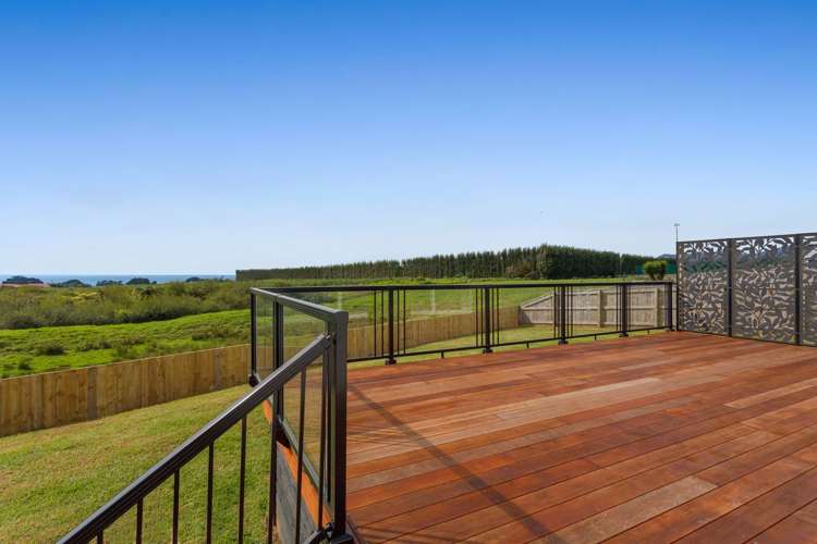24 Rawinia Place Te Kaha_12