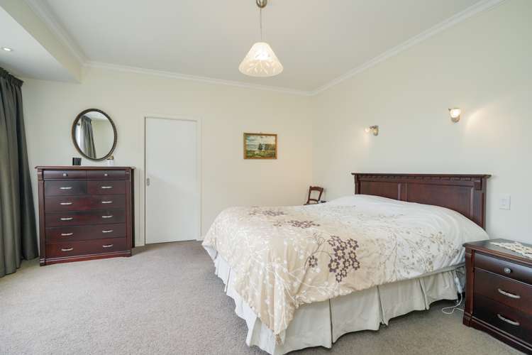 69 Livingstone Road Winton_8