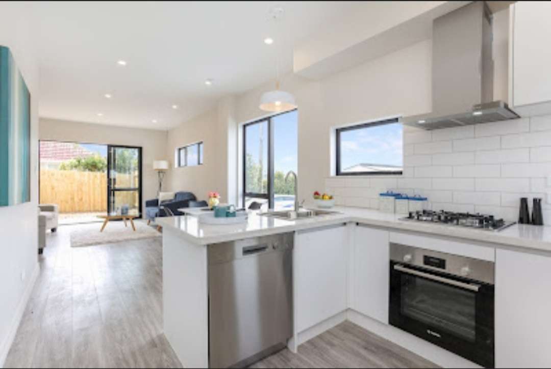 1/8 Hepburn Road Glendene Waitakere City Houses for Rent One Roof