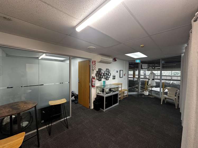 Part/34 Barrys Point Road Takapuna_6