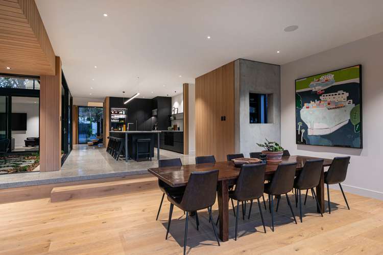 16 Kingfisher Grove Greenhithe_19