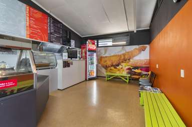 889 Main Street_1