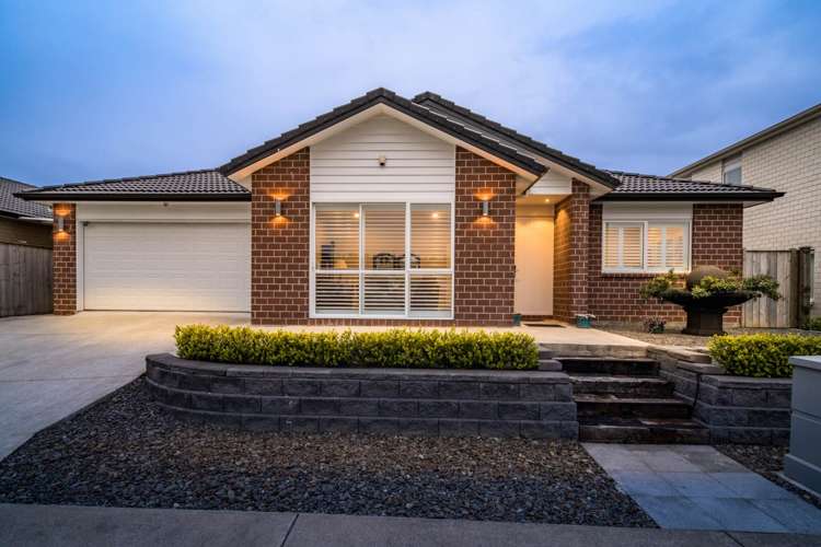 33 Castlebane Drive Flat Bush_16