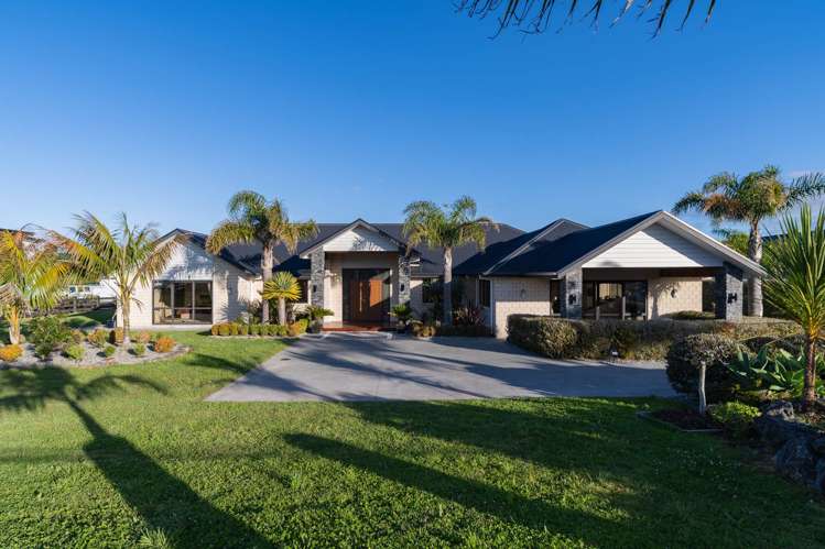 17 Aileron Rise Dairy Flat_41