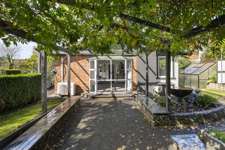 10 Whitby Place Westown_24