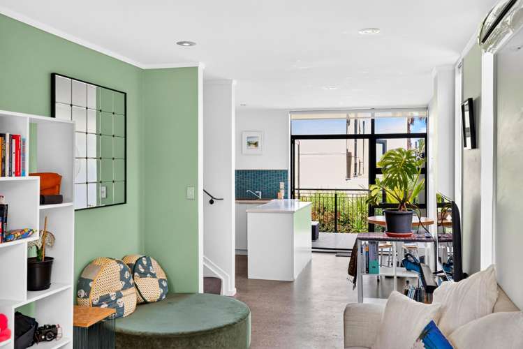 4/16 Huron Street Takapuna_13