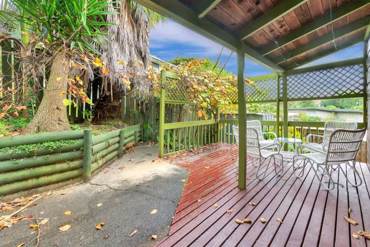 1/8 Woodhams Street Beach Haven_8