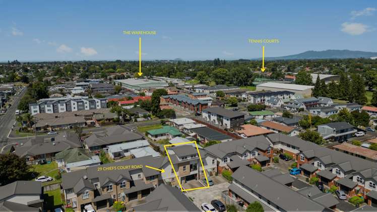 29 Chiefs Court Hamilton East_25