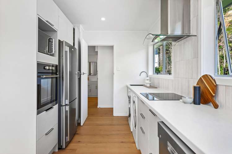 217 Motutara Road Muriwai_23