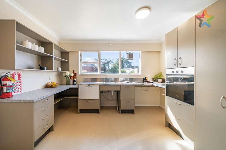 3 Waddington Drive Naenae_5