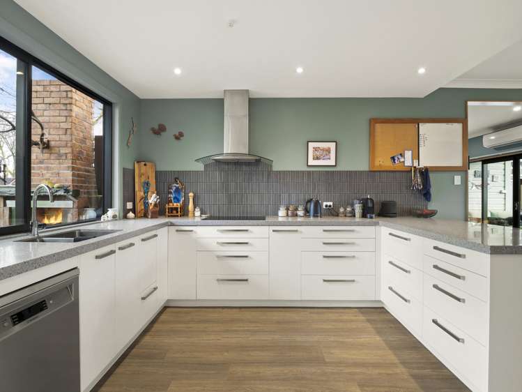 12 Dryden Street_5