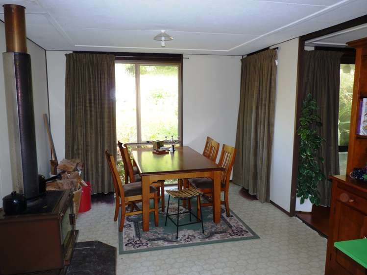 67 Village Loop Road Waipori Falls_6