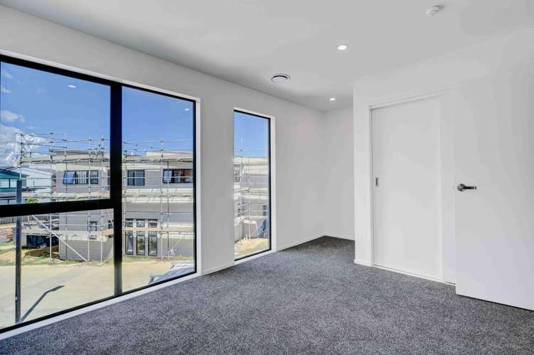 17 & 19 Aratuhia Lane Papakura_15