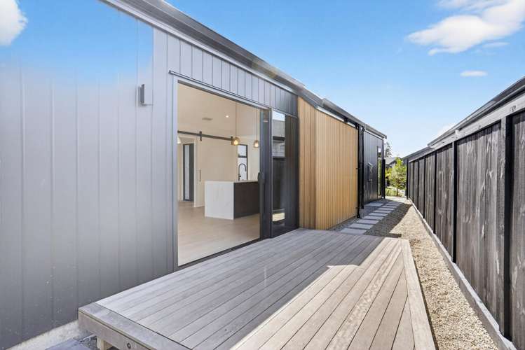 5 Tukutata Crescent Milldale_38