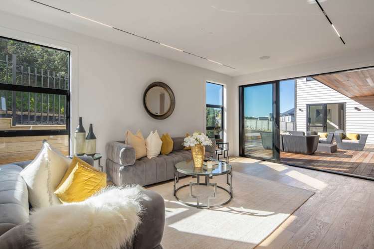 157 Te Oneroa Way Long Bay_17