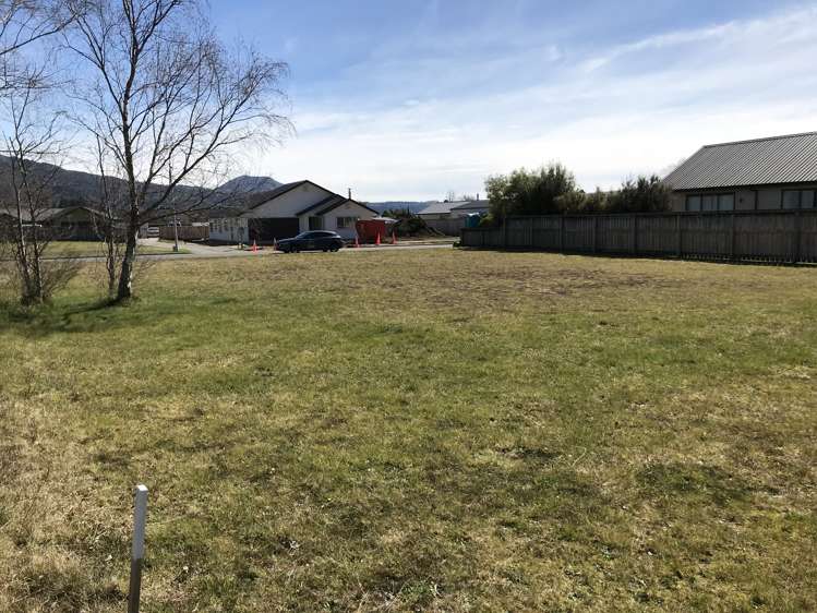 9 Ngahana Place Turangi_1