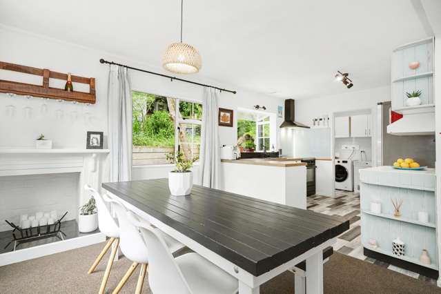 43 Dalton Grove Stokes Valley_2