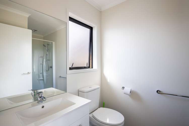 5 Mahuru Lane Okato_19