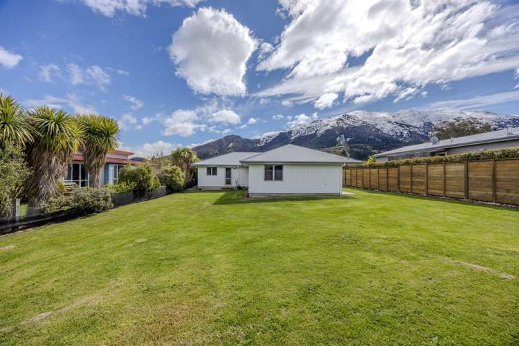 13 Bell Street Lake Hawea_16