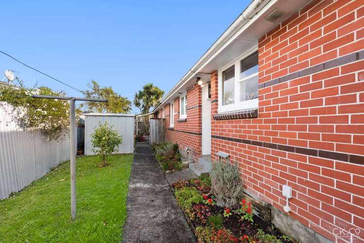 2/28 Ararino Street Trentham_16