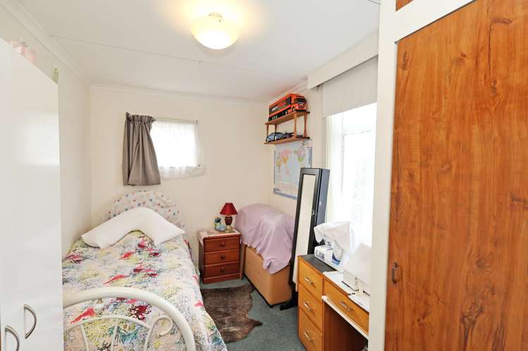 726 Tweed Street Newfield_17