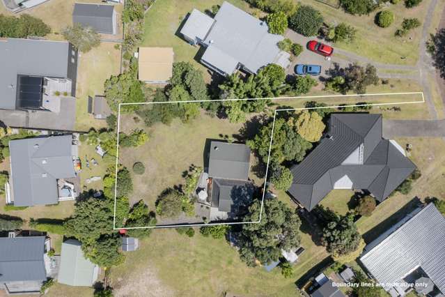 25 Dunlop Drive Pauanui_1