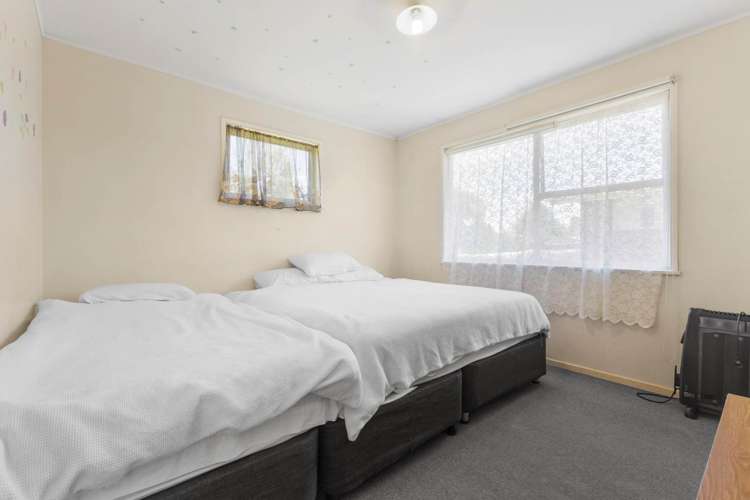 7 Selsey Lane Manurewa_9