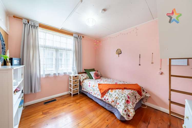 50 Kebbell Grove Epuni_14