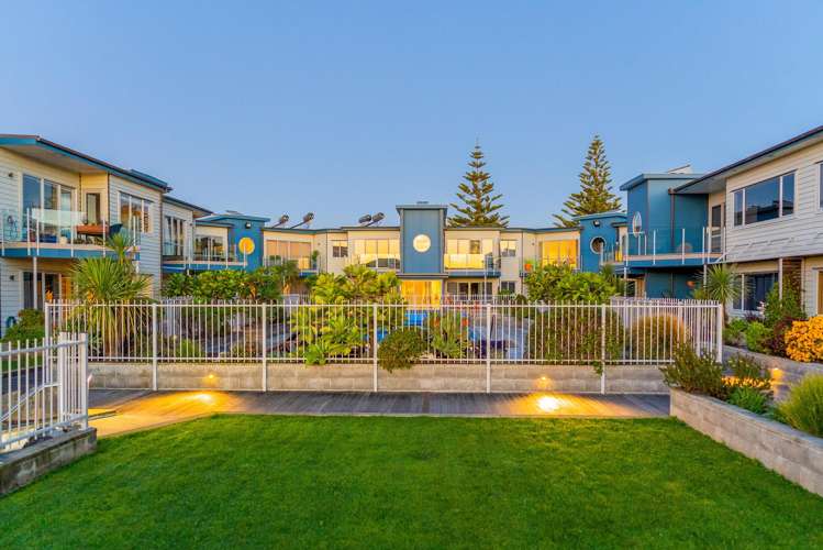 16/4 Seaview Road Paraparaumu Beach_22