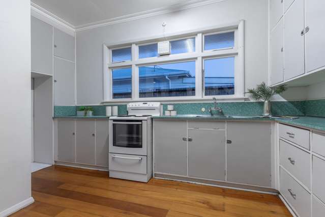 198 Bath Street Levin_2