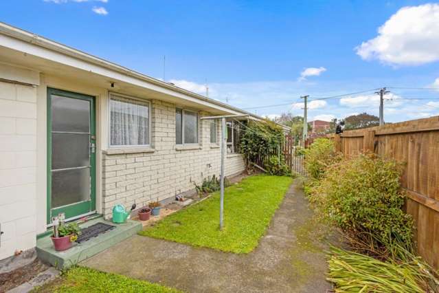 2/596 Cashel Street Linwood_2