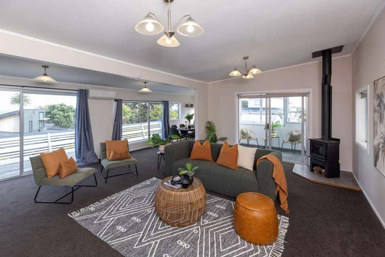 13 The Crescent Raumati South_1