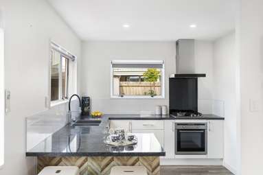 108 Hoani Street_3