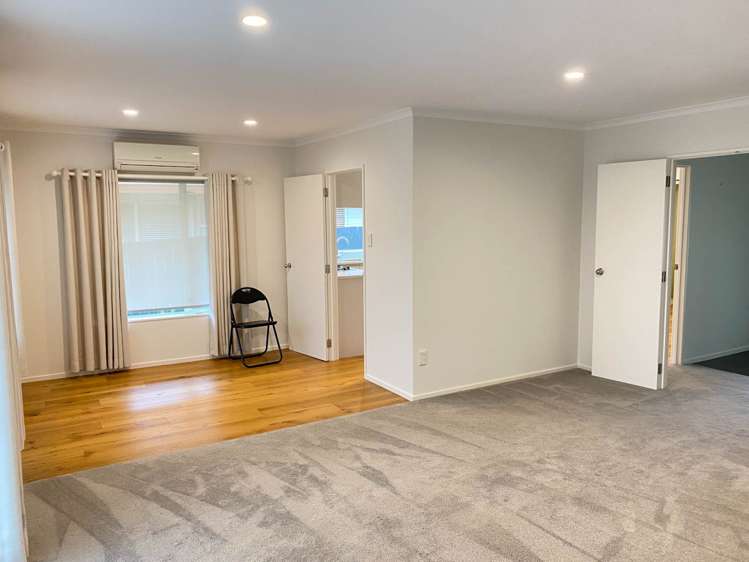 22 Gillett Place Botany Downs_5