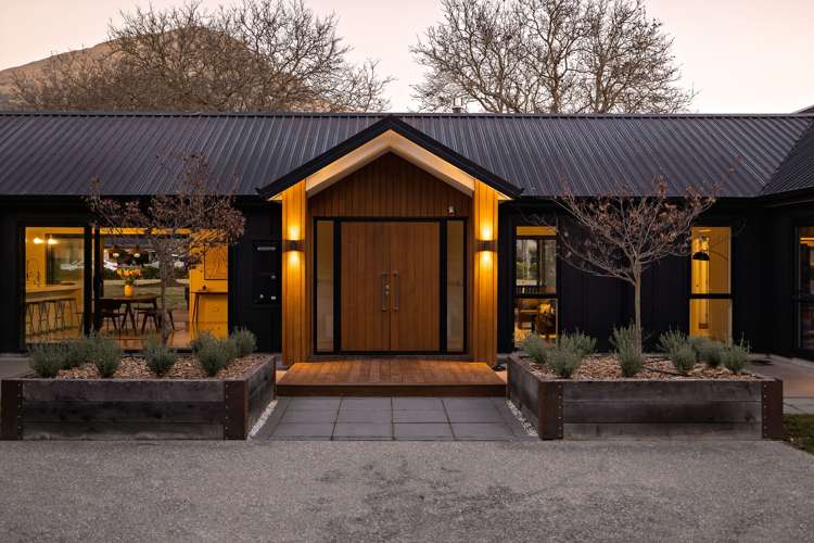 6 Crawford Place, Walnut Grove_0