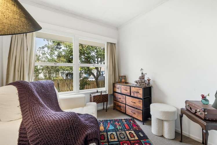 1/6 Stone Street Hauraki_11