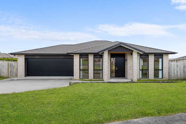 Riverside Retreat – Overseas Owner Says Must Sell!