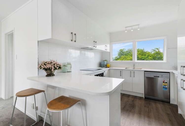 20 Woodcote Drive Glenfield_4