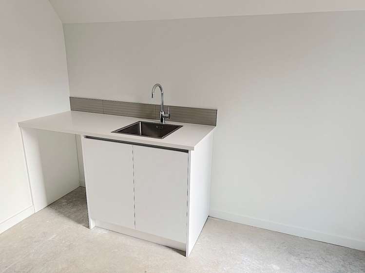 1/5 Clarence Street South Addington_19