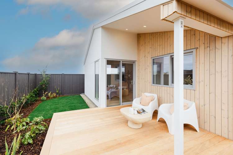 12 Windward Avenue_1