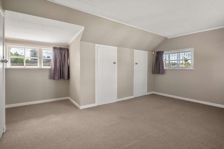 82 The Drive Epsom_19