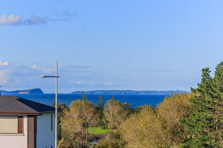 5 Makura Road Long Bay_19