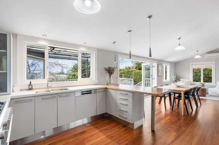 88 Lloyd Avenue Mount Albert_5