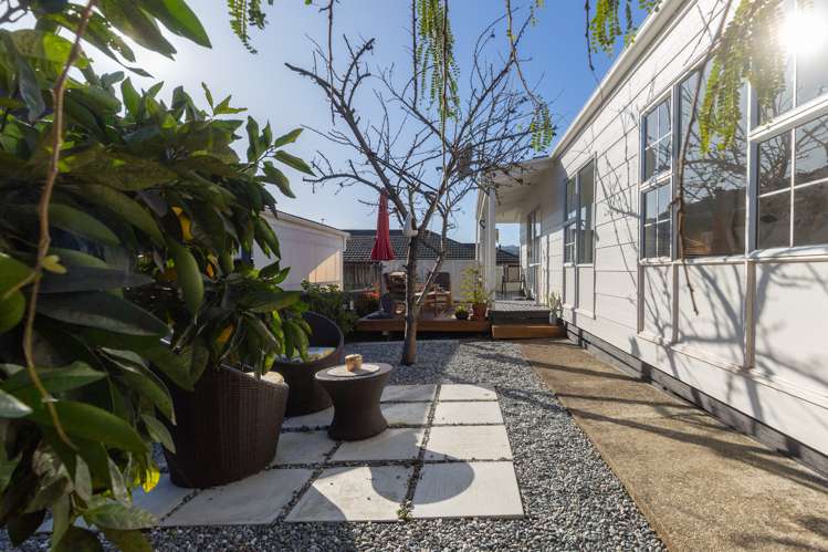 14 Emano Street Toi Toi_1