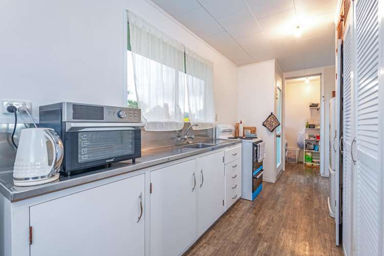 80 Hedges Street Sanson_2